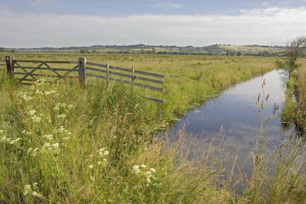 Self Contained Annexe In The Heart Of Wedmore エクステリア 写真